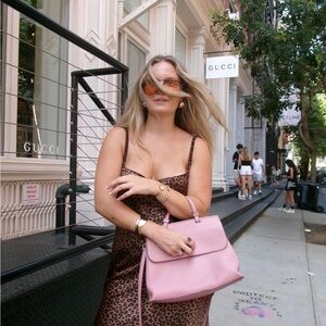 Gucci‎ pink leather bamboo closure bag